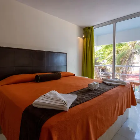 Kay Hotel (Adults Only)
